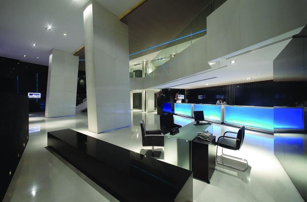 Logosun Hotel Wuhan Exterior photo