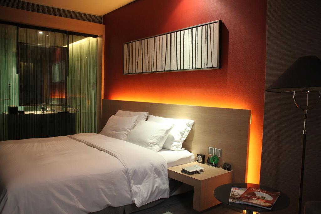 Logosun Hotel Wuhan Exterior photo